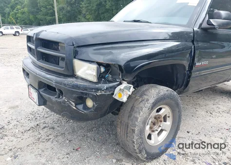 2001 Dodge Ram 2500 St из США, поврежденный, VIN 3B7KF236X1G717117